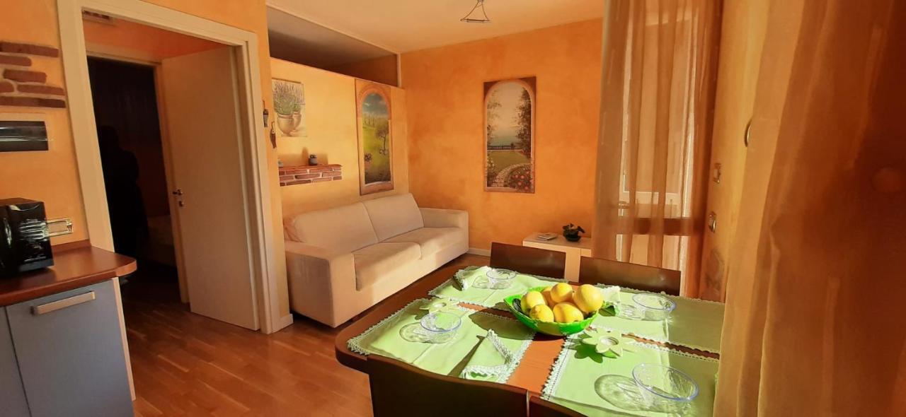Holiday House Sole 살로 외부 사진